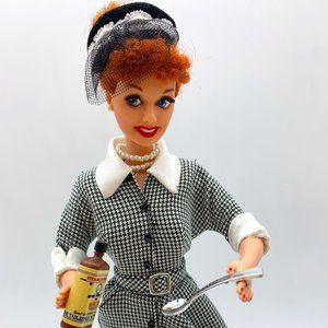 VTG 90s I LOVE LUCY doll Vitameatavegamin commercial Mattel/Barbie w/stand COA +
